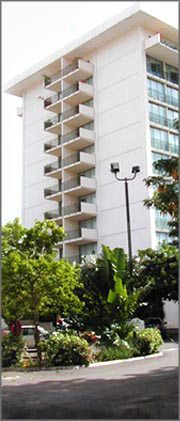 Courtleigh Hotel & Suites